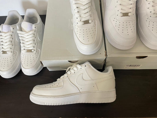 Nike Air Force 1 Triple White | Full Box